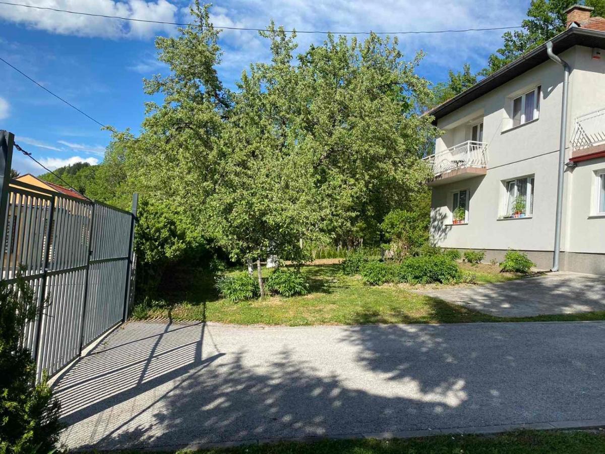 Green Oasis - Free Parking, Fruit Garden, Gratis Fruit, Bbq, Capacity Max 4 People Apartment